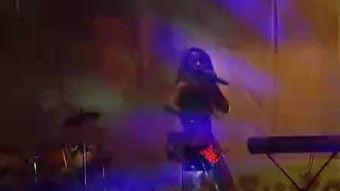 yezi疯狗视频,揭秘网络红人的疯狂魅力与争议